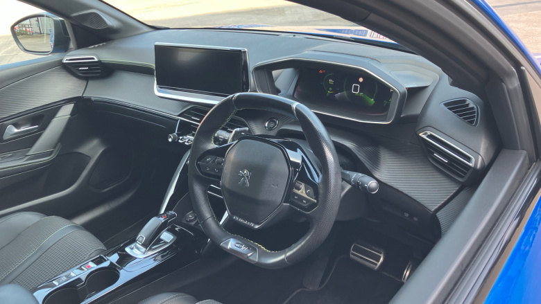 Peugeot 208 1.2 PureTech 100 GT 5dr EAT8 Petrol Hatchback